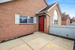 4920 Meadow Run Dr, Hilliard, OH 43026 - Photo 3