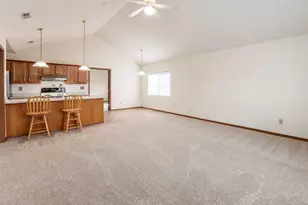 4920 Meadow Run Dr, Hilliard, OH 43026 - Photo 5