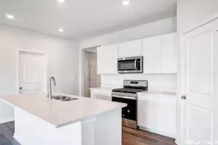 128 Vine Grv Dr, Circleville, OH 43113 - Photo 11