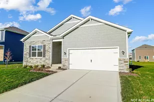 128 Vine Grv Dr, Circleville, OH 43113 - Photo 5