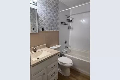 5882 Starcrest Drive, Galloway, OH 43119 - Photo 7