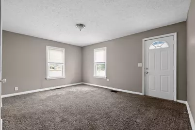 911 Clarendon Avenue, Columbus, OH 43223 - Photo 9