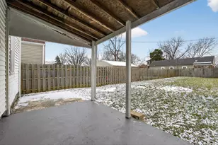 911 Clarendon Ave, Columbus, OH 43223 - Photo 5