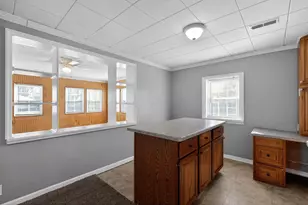 381 Pasadena Ave, Columbus, OH 43228 - Photo 15