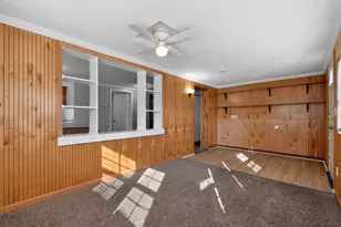 381 Pasadena Ave, Columbus, OH 43228 - Photo 9