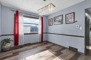 2251 Tulip Tree Ave, Columbus, OH 43229 - Photo 13