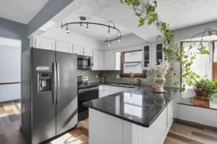 2251 Tulip Tree Ave, Columbus, OH 43229 - Photo 17