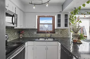 2251 Tulip Tree Ave, Columbus, OH 43229 - Photo 19