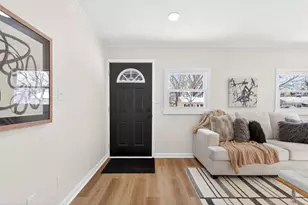 177 S Hampton Rd, Columbus, OH 43213 - Photo 3