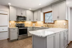 5520 Ellinger St, Columbus, OH 43235 - Photo 9