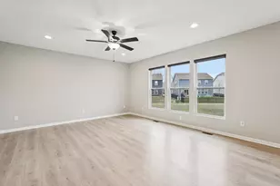 617 Big Stone Dr, Sunbury, OH 43074 - Photo 3