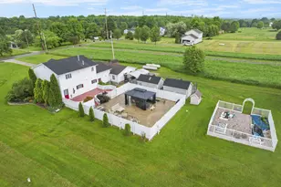 11241 Center Rd, Garrettsville, OH 44231 - Photo 35