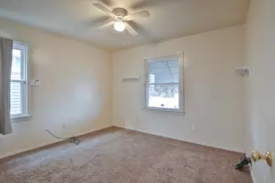957 E 17th Ave, Columbus, OH 43211 - Photo 13