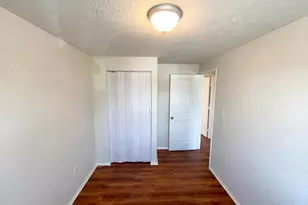 4459 Amwood St, Columbus, OH 43228 - Photo 13
