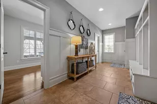 9338 Deer Path Ct, Powell, OH 43065 - Photo 13