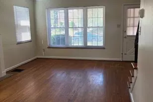 2793 Sherwood Rd, Columbus, OH 43209 - Photo 5