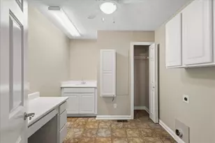 45 E California Ave, Columbus, OH 43202 - Photo 33