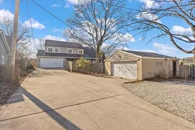 45 E California Avenue, Columbus, OH 43202 - Photo 3