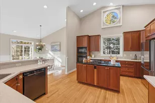 45 E California Ave, Columbus, OH 43202 - Photo 15