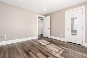 349 S Richardson Ave, Columbus, OH 43204 - Photo 17