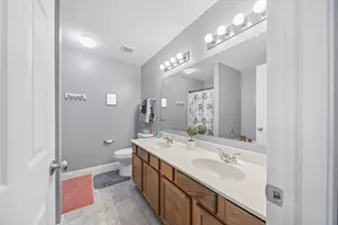 692 Tinkers Creek Ln, Columbus, OH 43207 - Photo 15