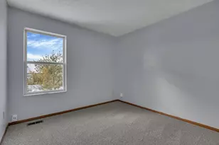 815 Bledsoe Dr, Galloway, OH 43119 - Photo 29