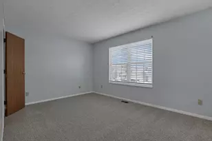 815 Bledsoe Dr, Galloway, OH 43119 - Photo 19