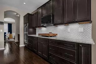 8427 Chesapeake Way NW, Pickerington, OH 43147 - Photo 9