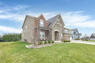 8427 Chesapeake Way NW, Pickerington, OH 43147 - Photo 3