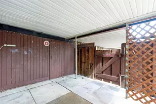 2362 Woodbrook Cir N, Columbus, OH 43223 - Photo 23