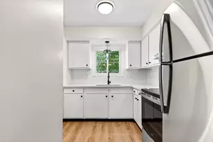 2362 Woodbrook Cir N, Columbus, OH 43223 - Photo 9