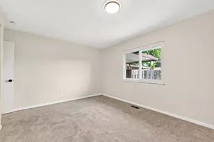 2362 Woodbrook Cir N, Columbus, OH 43223 - Photo 17