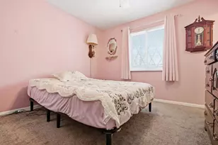 670 Hillsdale Dr, West Jefferson, OH 43162 - Photo 13