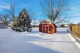 670 Hillsdale Dr, West Jefferson, OH 43162 - Photo 39