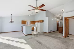 3782 Willowtree Ln, Columbus, OH 43207 - Photo 13