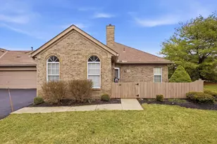 2487 Timbers Edge Ln, Columbus, OH 43235 - Photo 1