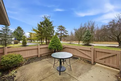 2487 Timbers Edge Lane, Columbus, OH 43235 - Photo 5