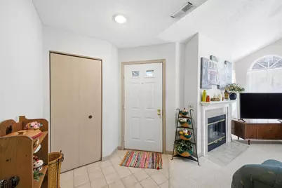 2487 Timbers Edge Lane, Columbus, OH 43235 - Photo 5