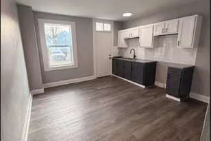 621 E Gates St, Columbus, OH 43206 - Photo 3