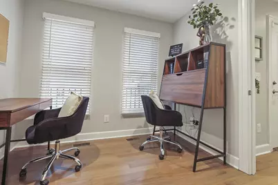 138 E Greenwood Avenue, Columbus, OH 43201 - Photo 9