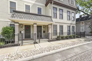 138 E Greenwood Ave, Columbus, OH 43201 - Photo 5