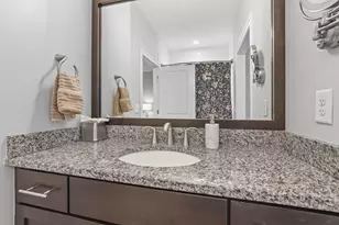 138 E Greenwood Ave, Columbus, OH 43201 - Photo 49