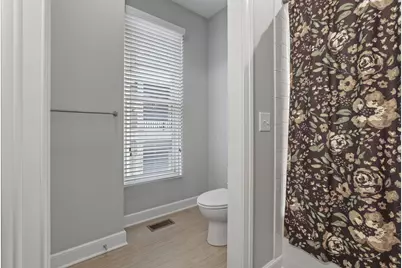 138 E Greenwood Avenue, Columbus, OH 43201 - Photo 35