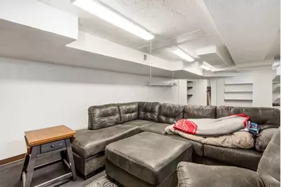 207 S Huron Avenue, Columbus, OH 43204 - Photo 33