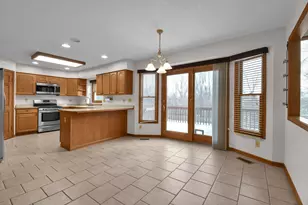 28 Calumet Dr N, Granville, OH 43023 - Photo 7