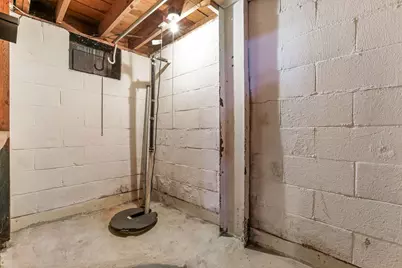 1661 E Whittier Street, Columbus, OH 43206 - Photo 23