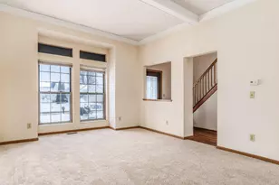 8827 Firstgate Dr, Reynoldsburg, OH 43068 - Photo 9