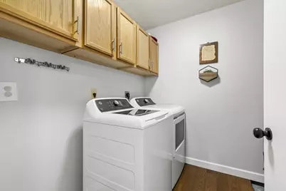 1930 Farmbrook Circle S #8, Grove City, OH 43123 - Photo 27