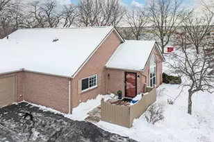 1930 Farmbrook Cir S, Grove City, OH 43123 - Photo 39