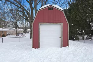 7302 Belle Plain Dr, Dayton, OH 45424 - Photo 23